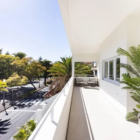 Sunnyland Luxury Santacruz Villa