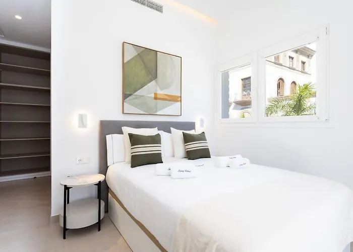 Sunnyland Luxury Santacruz Villa *