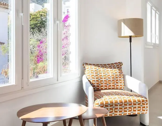 Sunnyland Luxury Santacruz Villa *