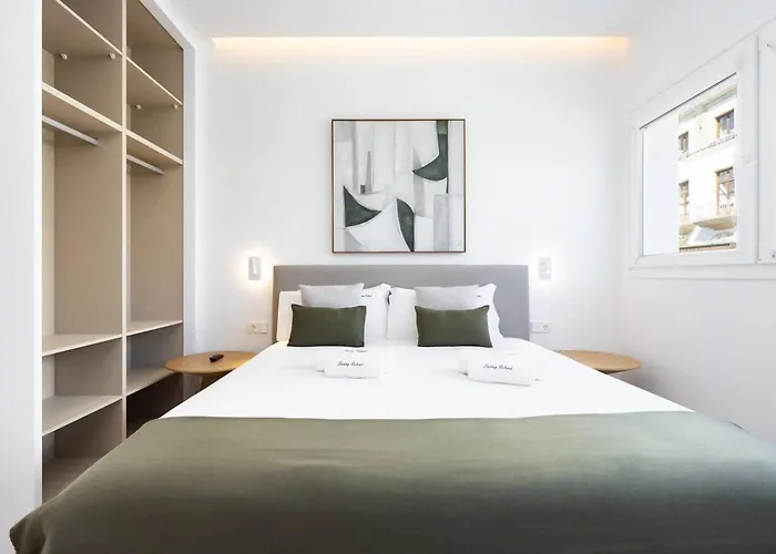 Sunnyland Luxury Santacruz Villa *