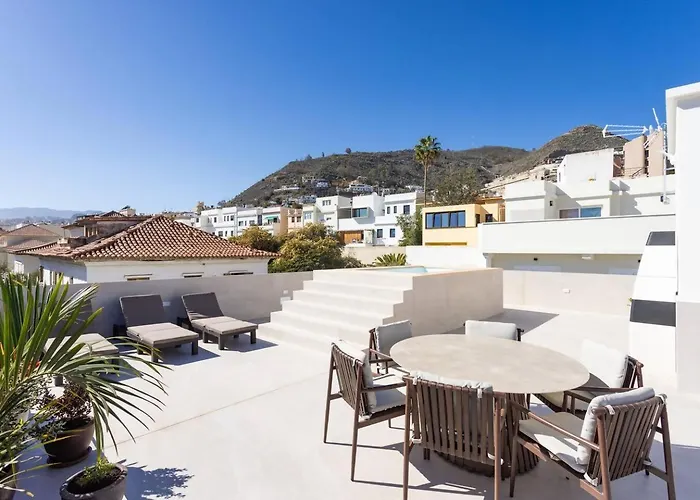 Sunnyland Luxury Santacruz Villa *